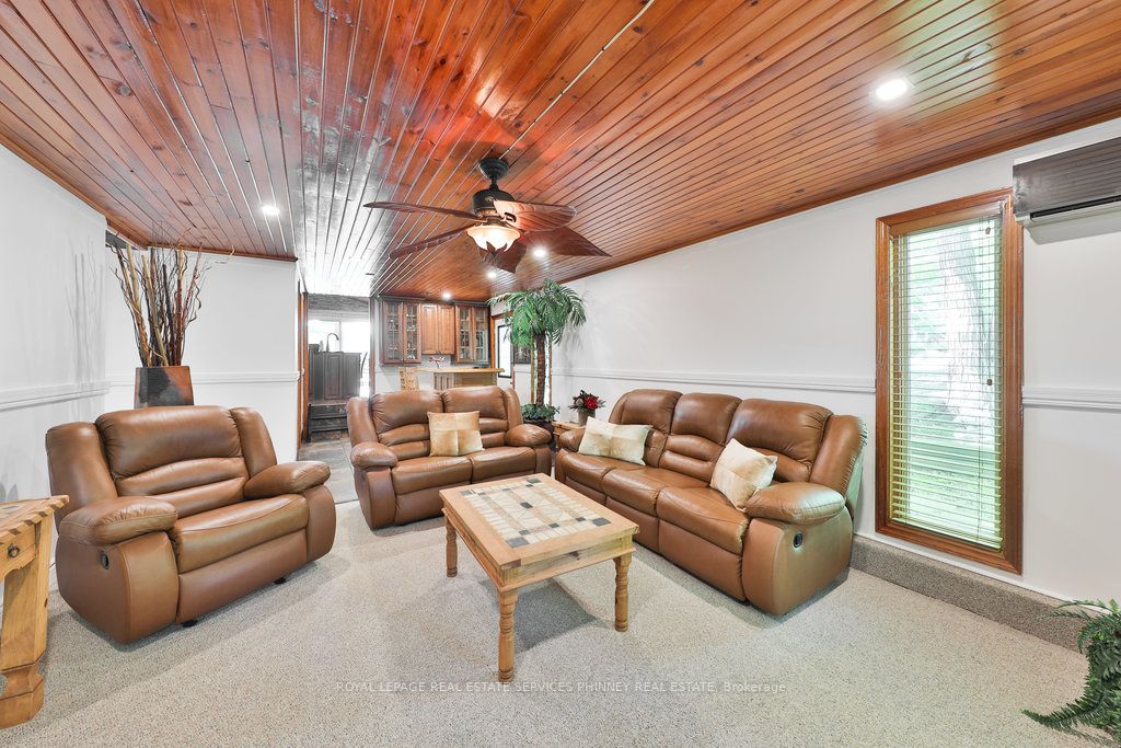 5374 Close Point Rd, #15