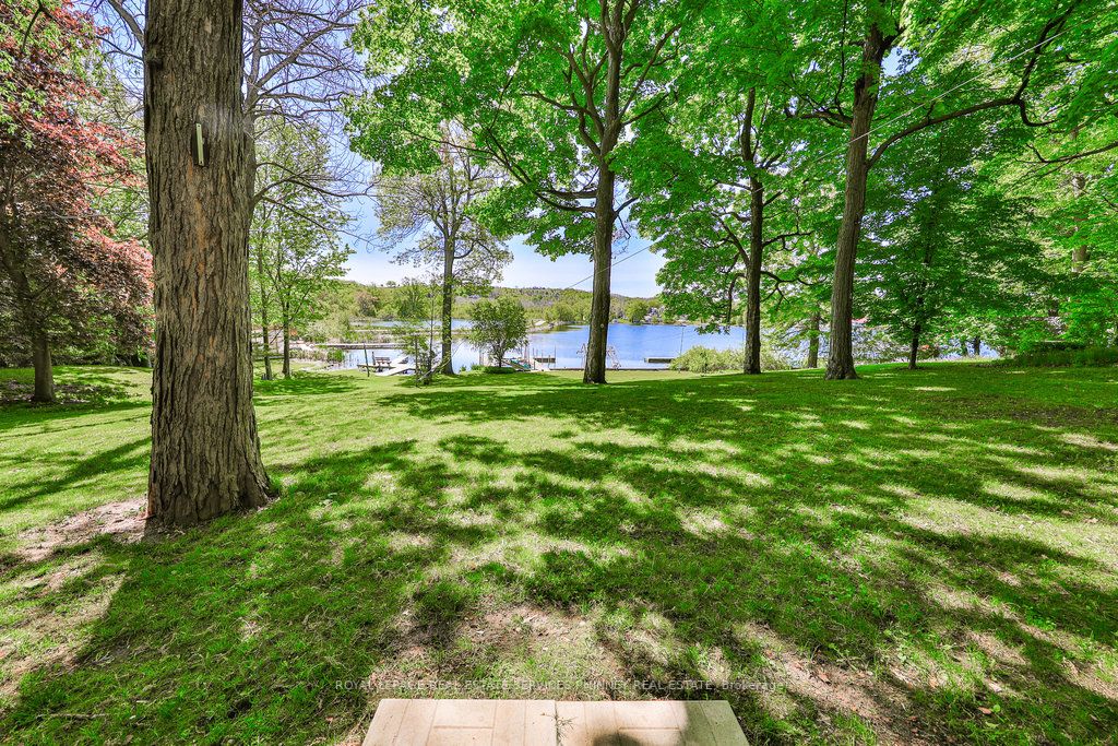 5374 Close Point Rd, #15