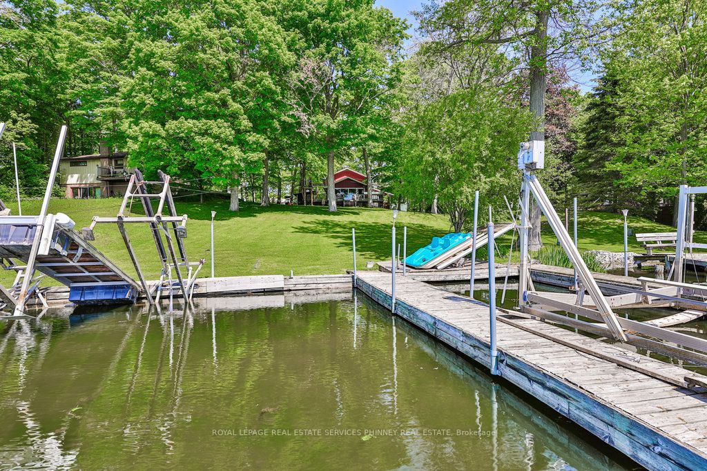 5374 Close Point Rd, #15