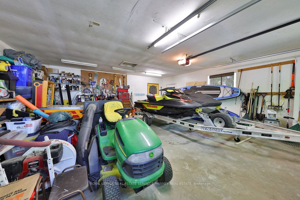 5374 Close Point Rd, #15