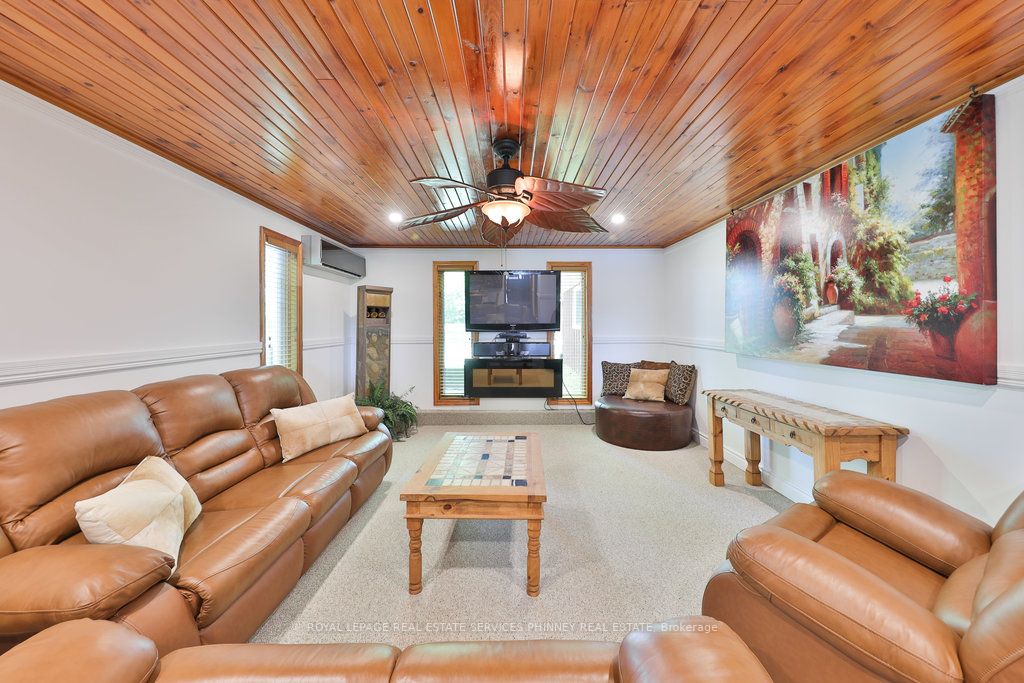 5374 Close Point Rd, #15