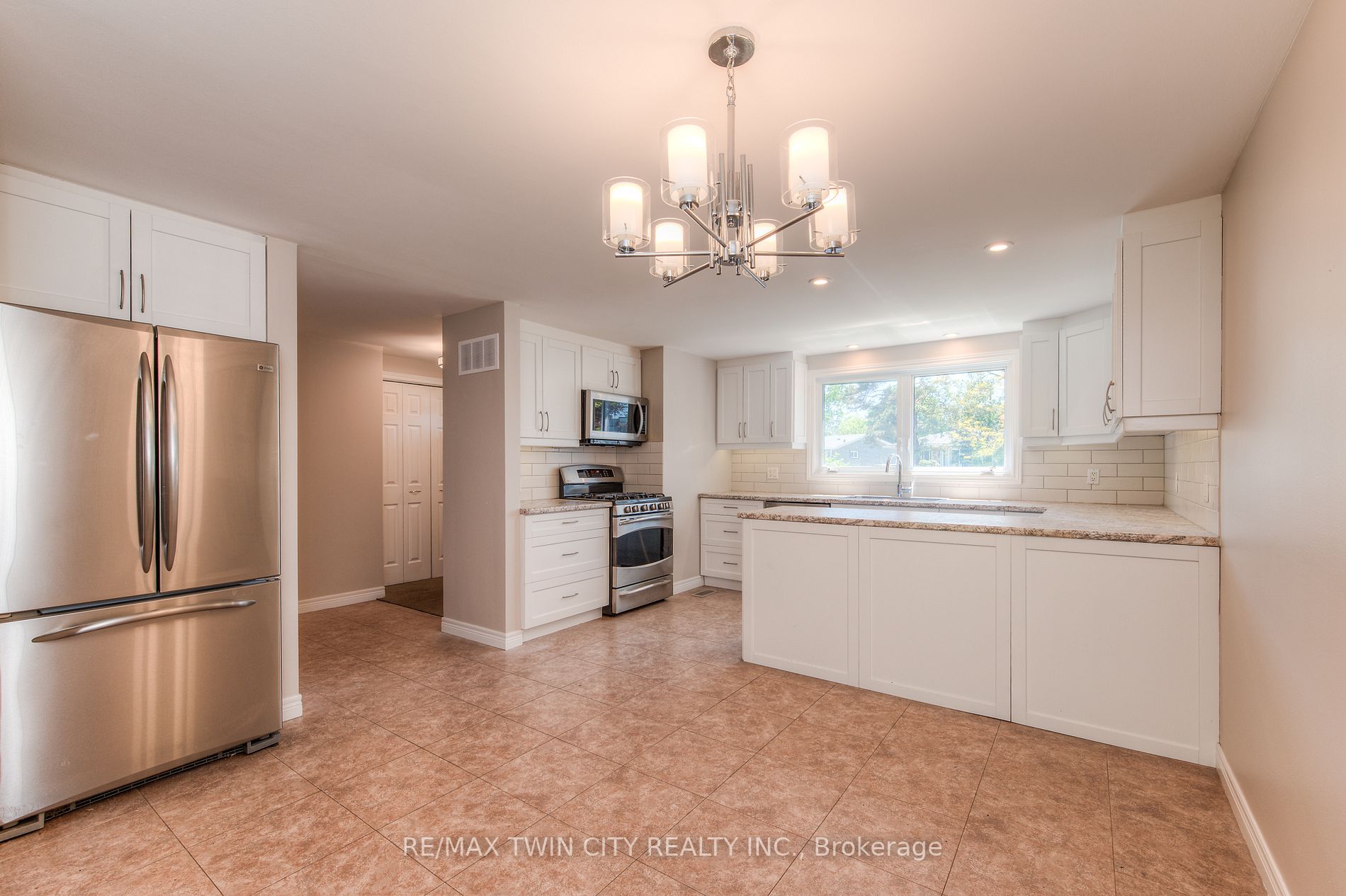 22 Blackhorne Crescent