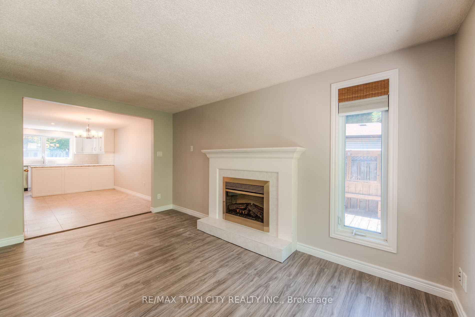 22 Blackhorne Crescent