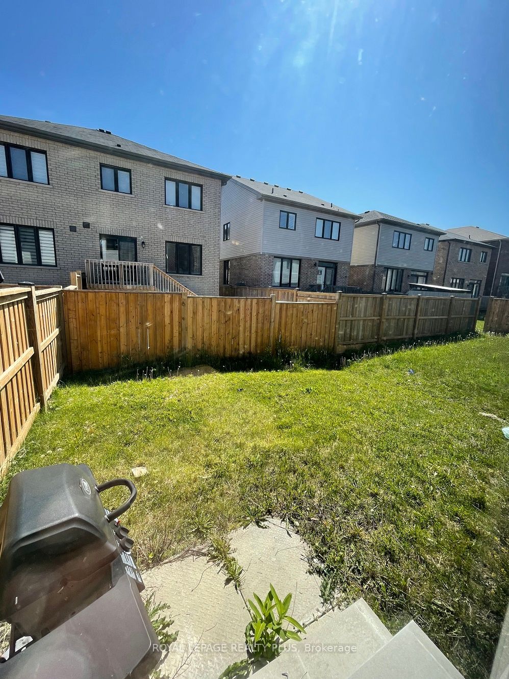 12 Pagebrook Crescent