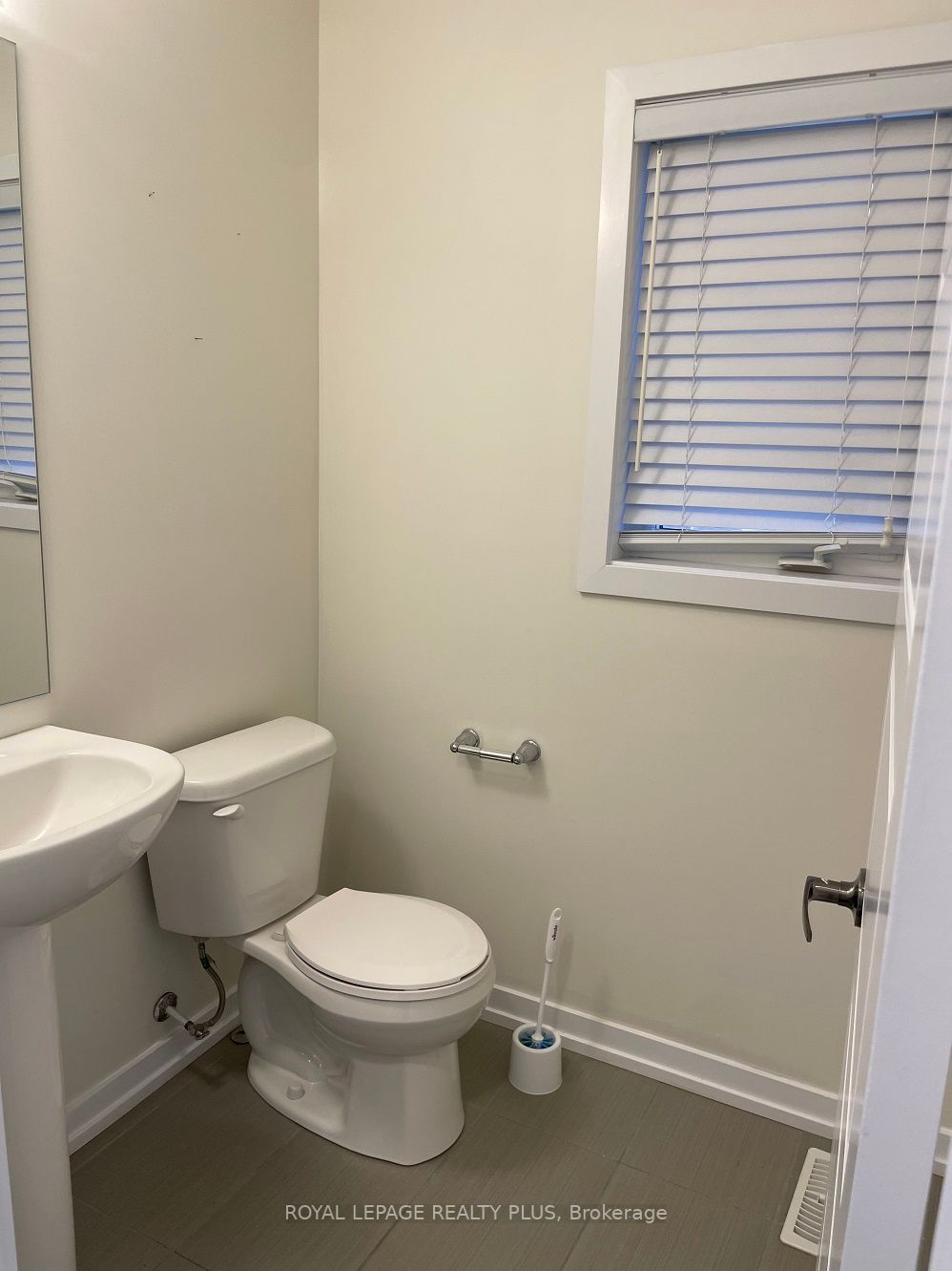 12 Pagebrook Crescent