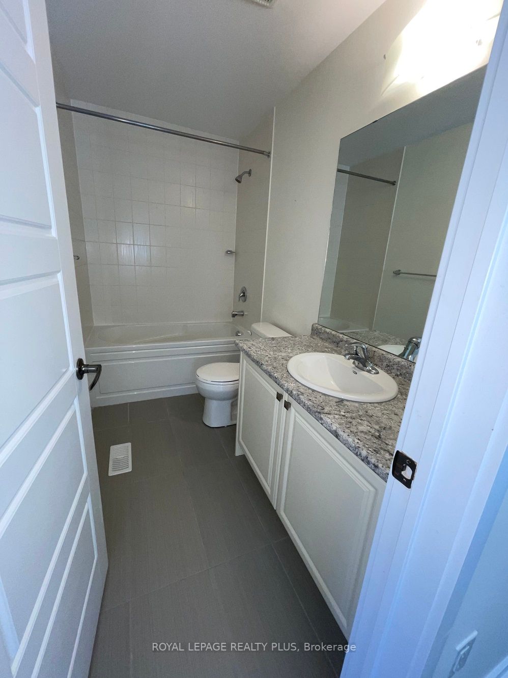 12 Pagebrook Crescent