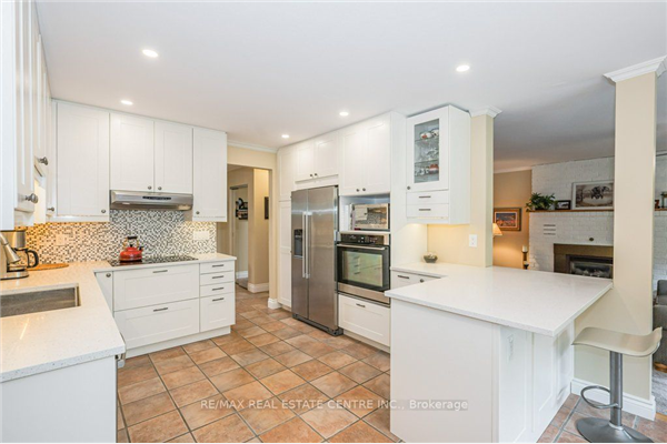 112 Downey Rd, Guelph