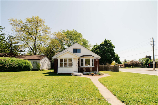 6152 Carlton Ave, Niagara Falls