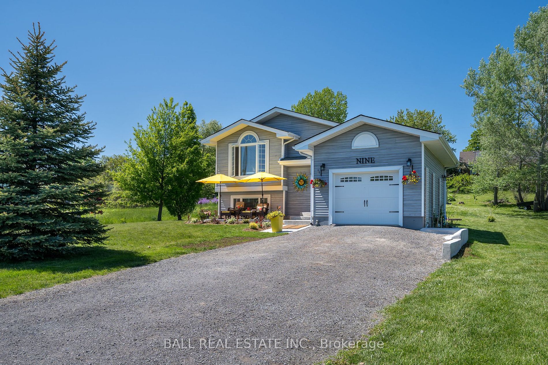 9 Bayview Dr