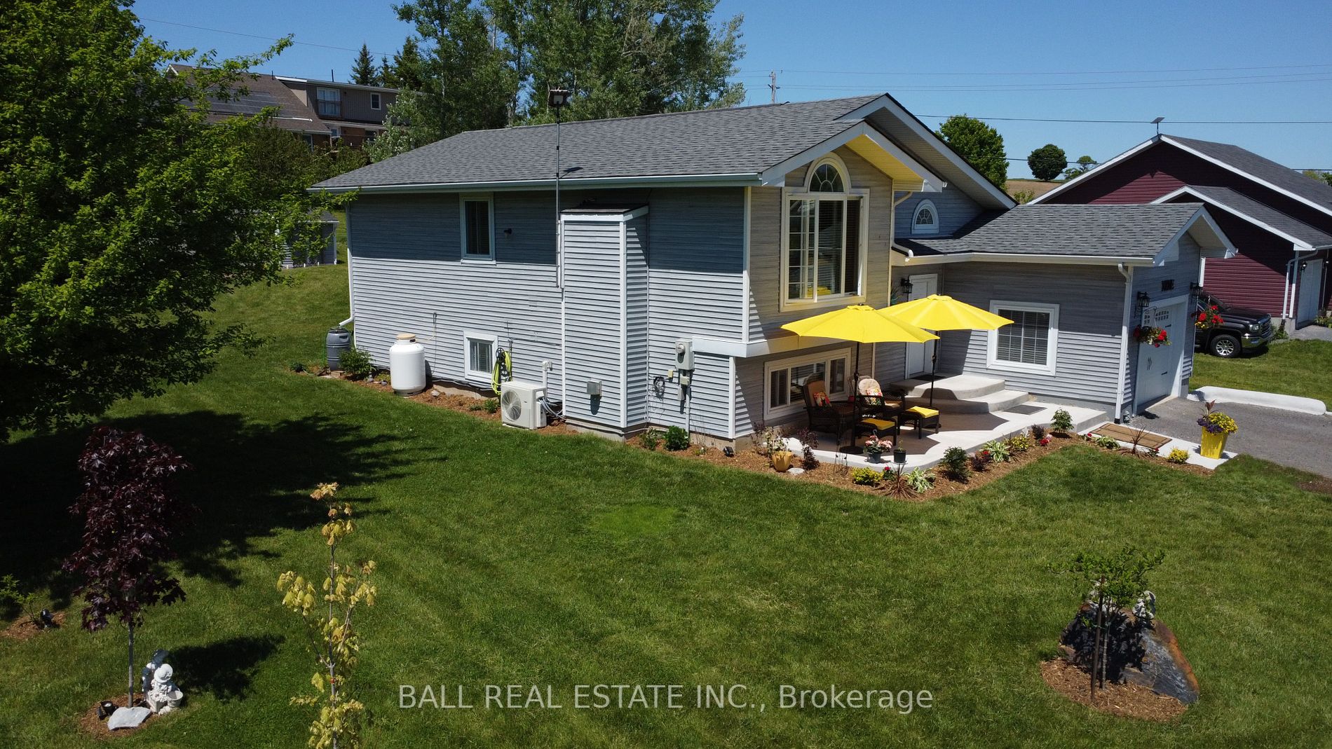 9 Bayview Dr