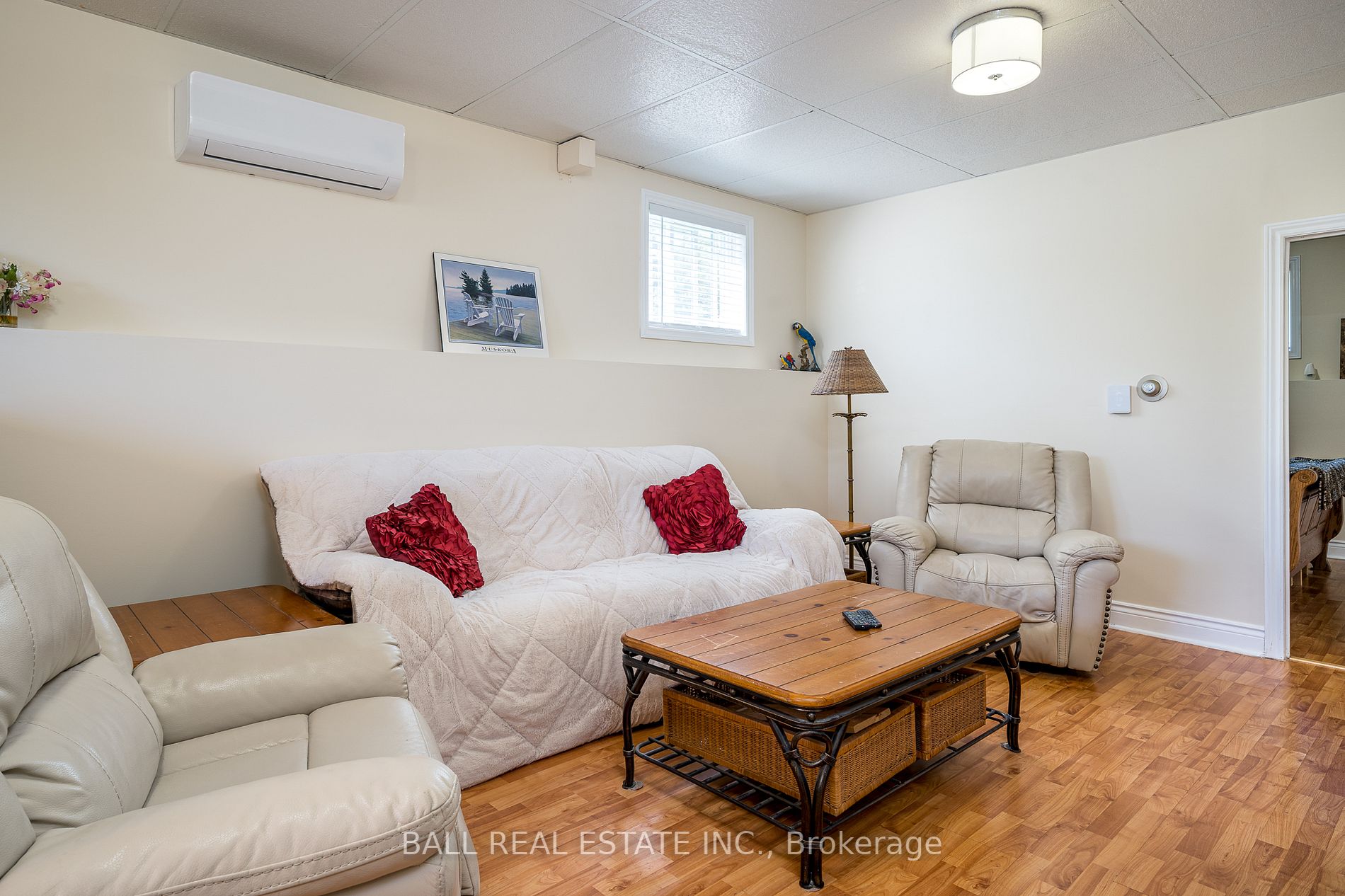 9 Bayview Dr