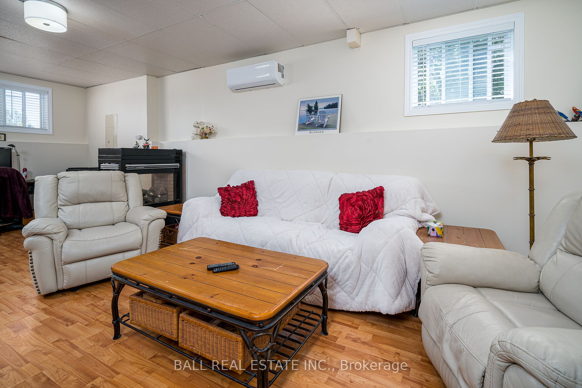 9 Bayview Dr