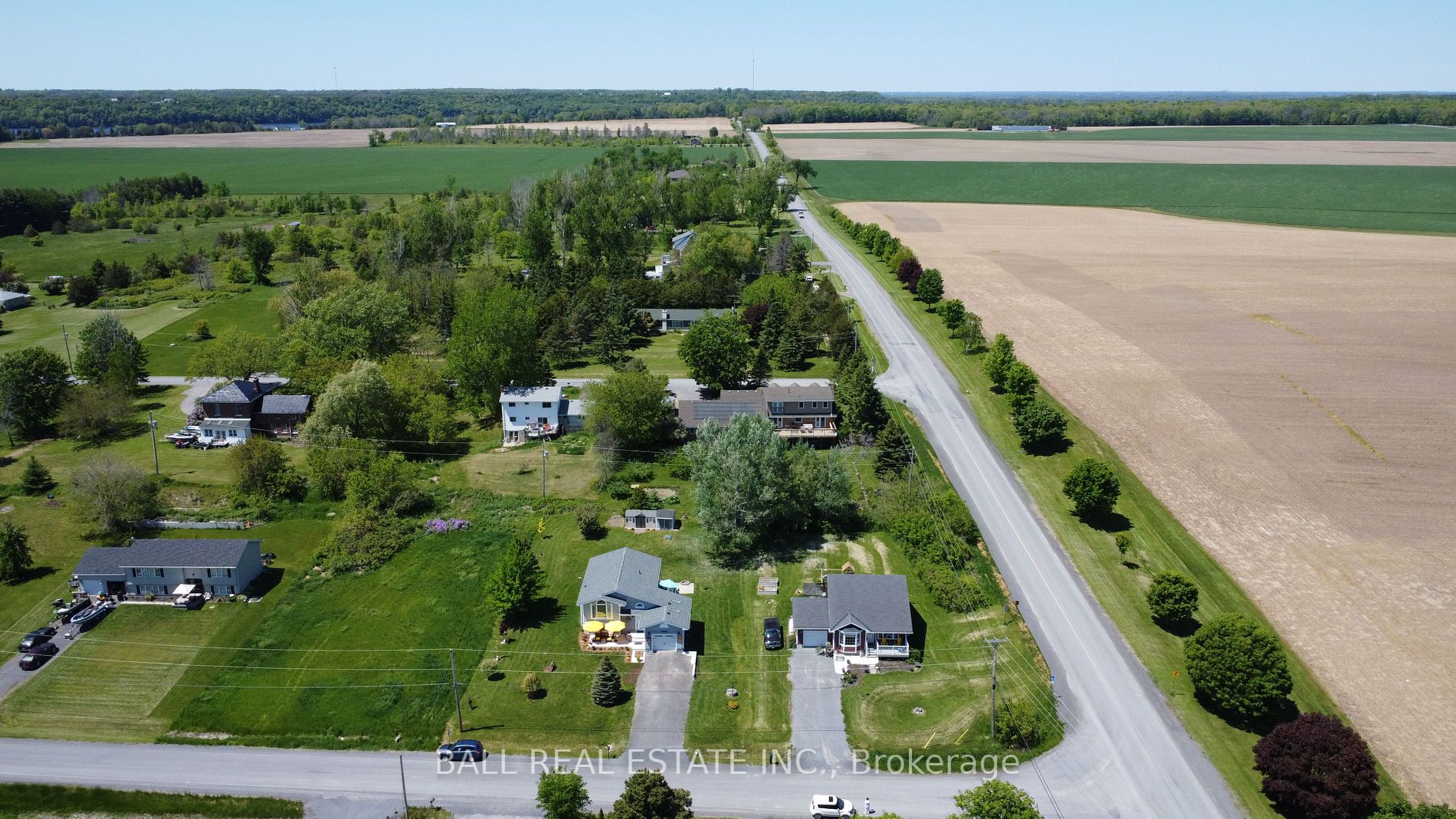 9 Bayview Dr