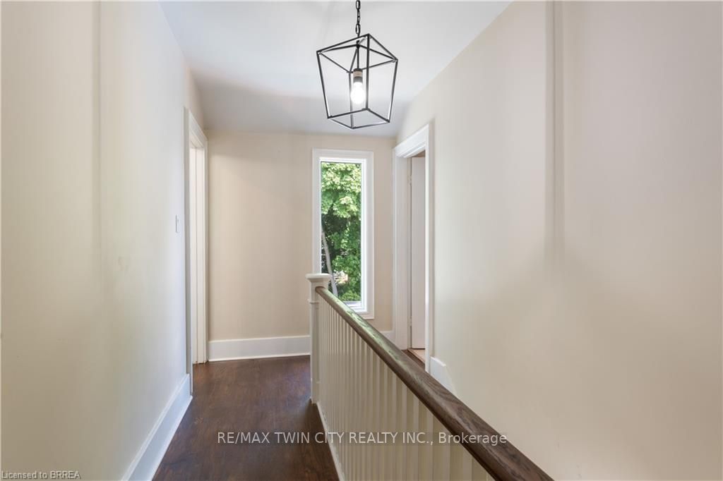 64 RIDGEWOOD Drive