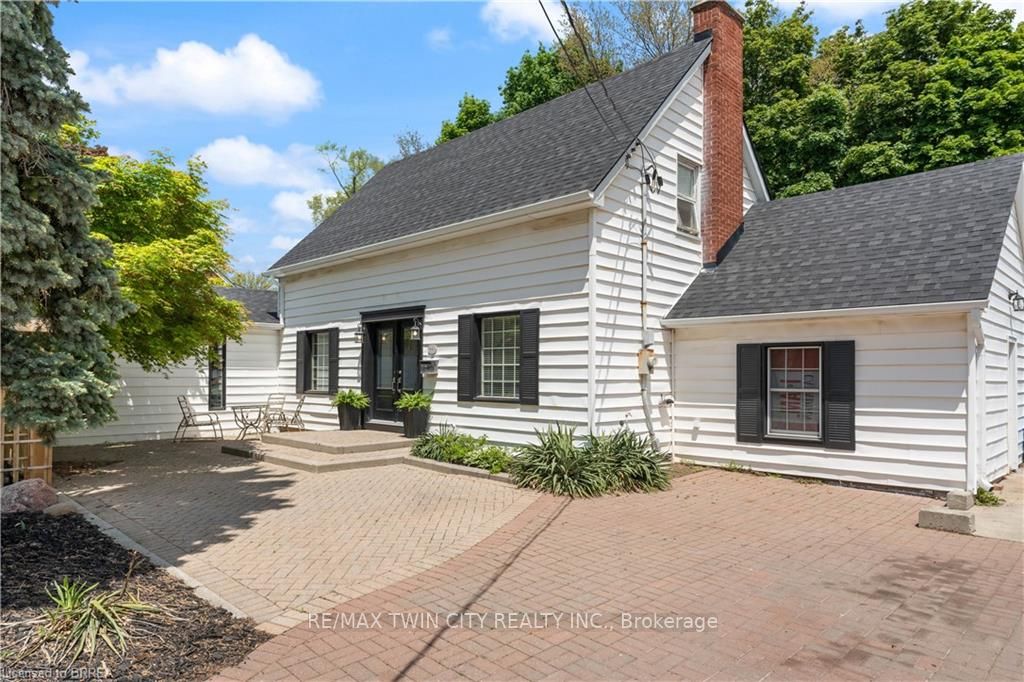 64 RIDGEWOOD Drive