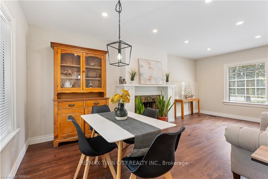 64 RIDGEWOOD Drive