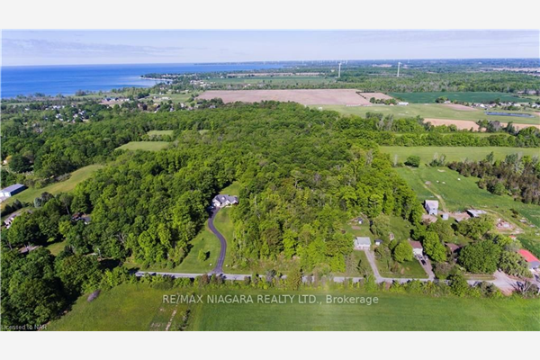 W/S Moore Rd, Wainfleet