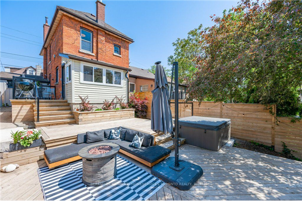 125 Dundurn St N