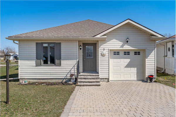 2 Cretney Dr, Prince Edward County