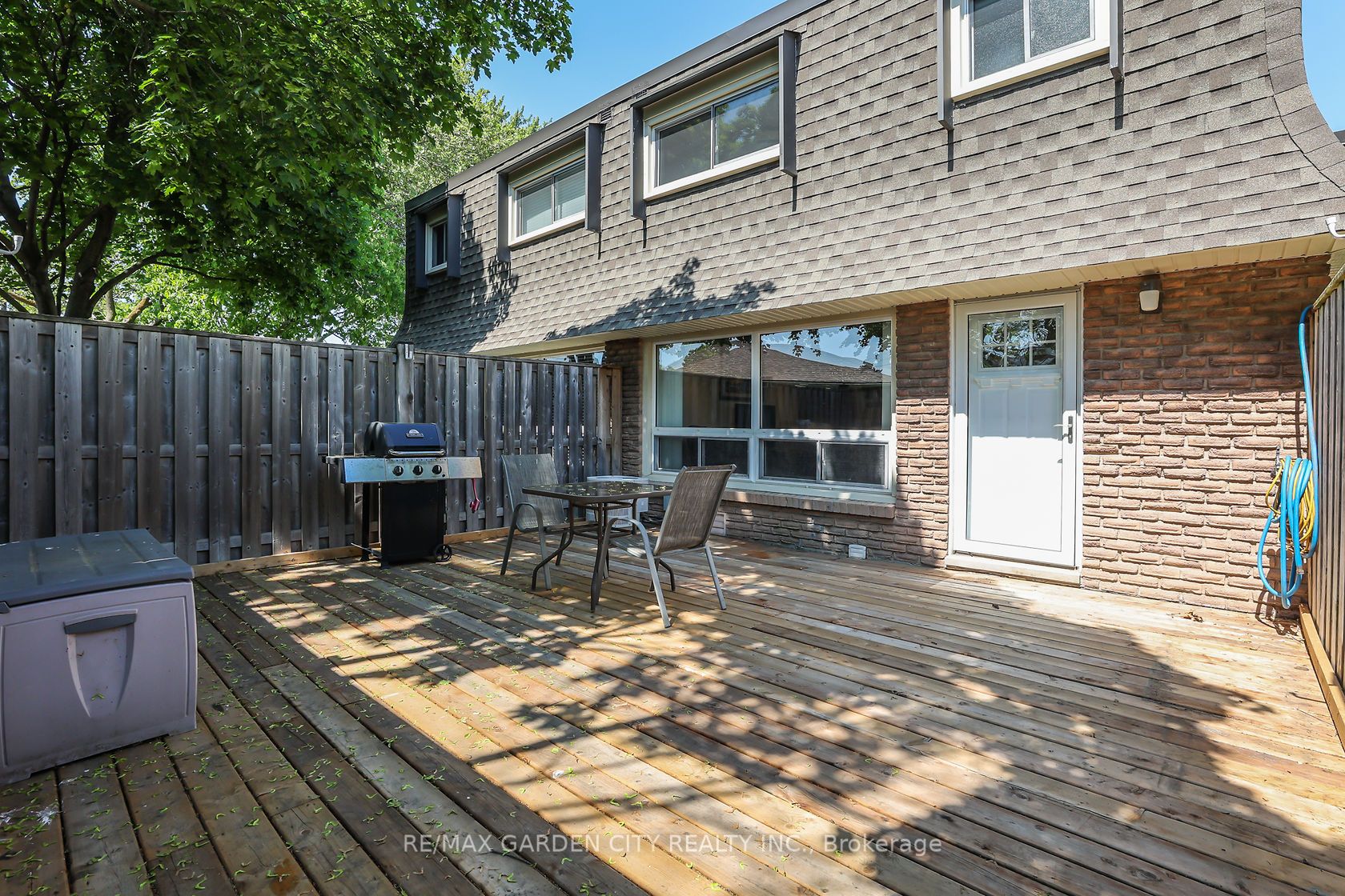 7 Viking Crt, #407