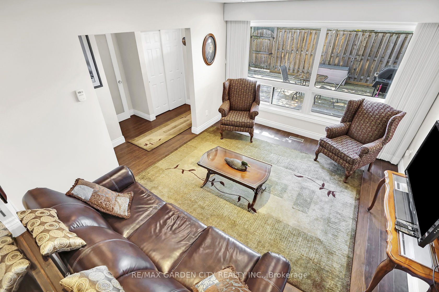 7 Viking Crt, #407