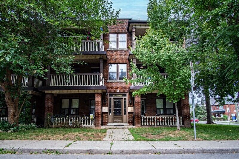4 Hyde Park Avenue, #8