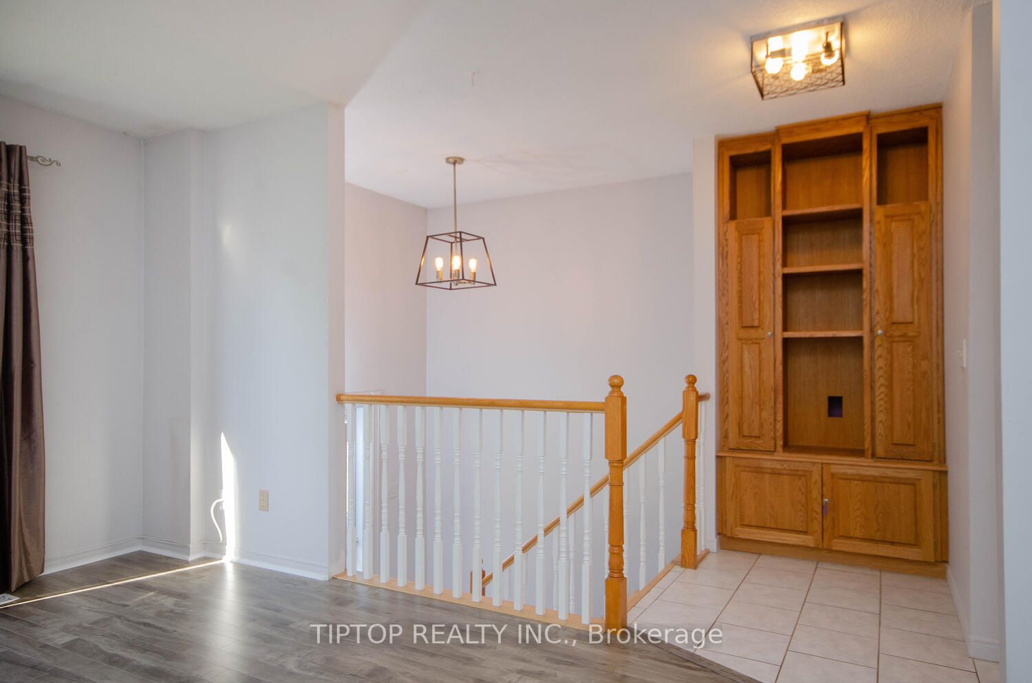 481 Burnham Manor Crt