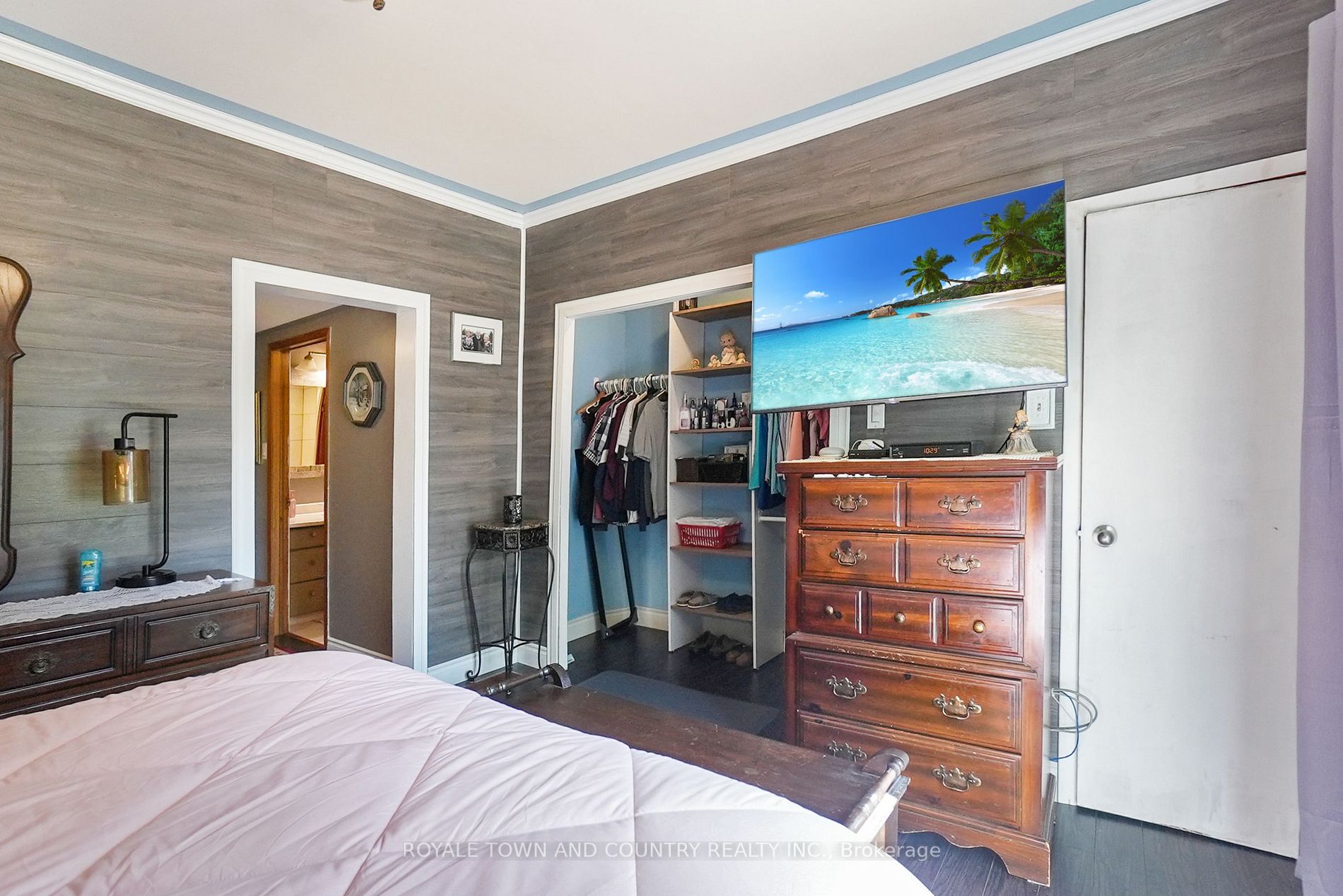 93 Driftwood Shores Rd