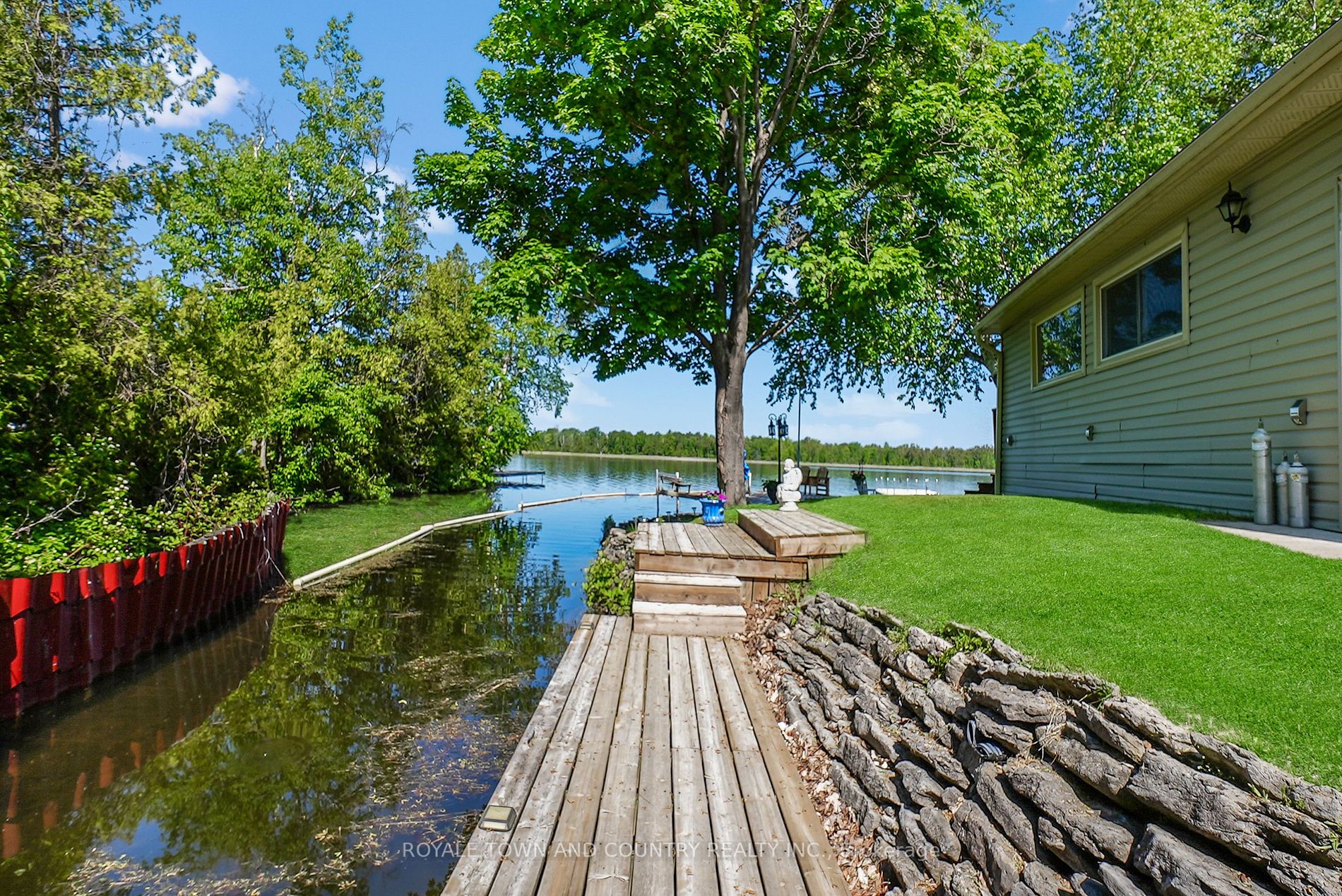 93 Driftwood Shores Rd