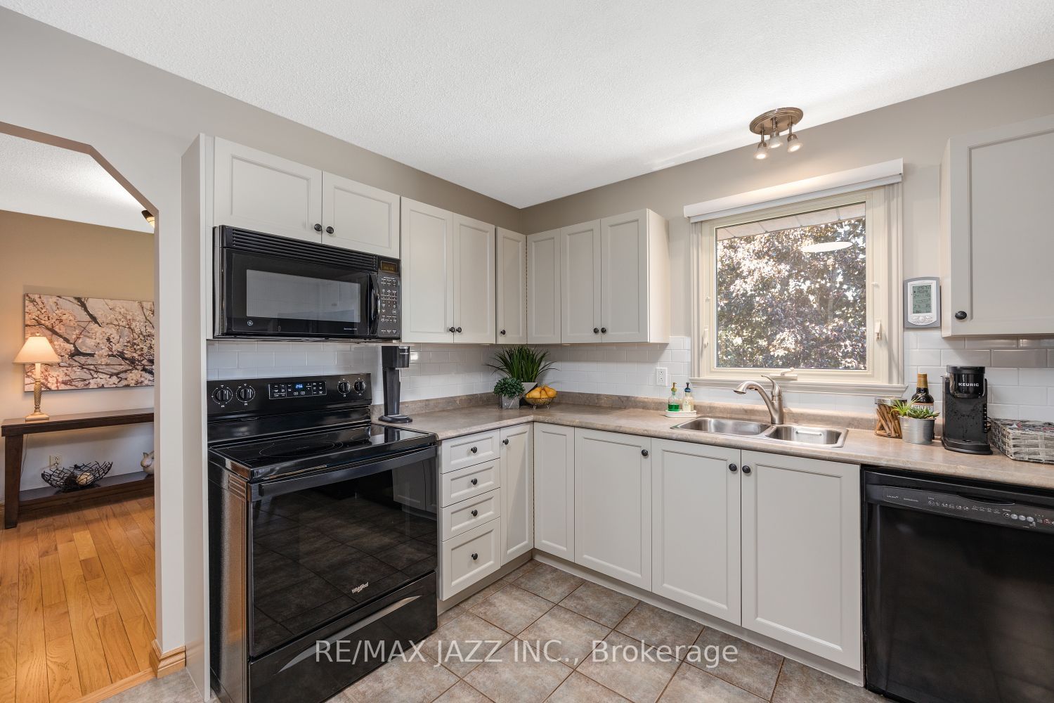 Listing X6075208 - Large Photo # 11