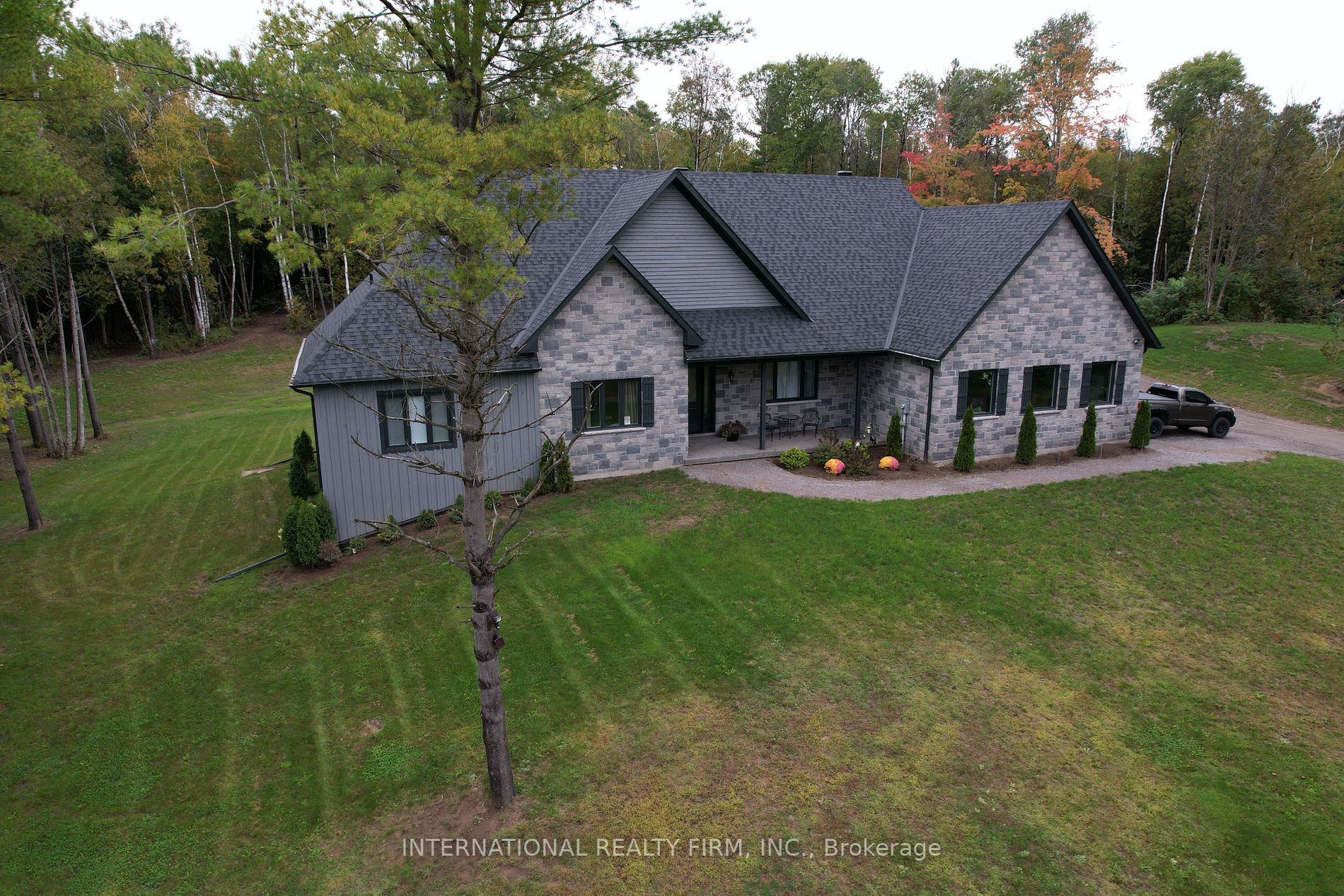 7085 County Rd 65