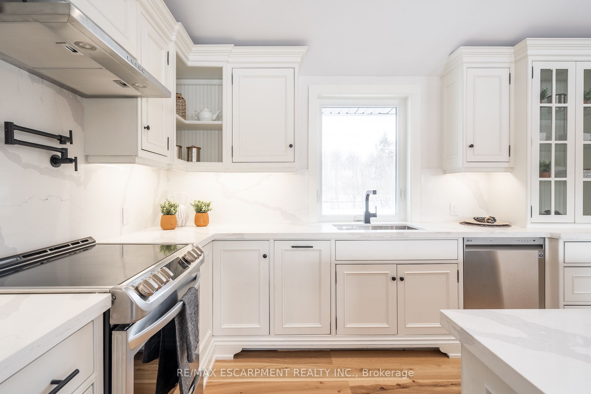 146 7th Concession Rd E