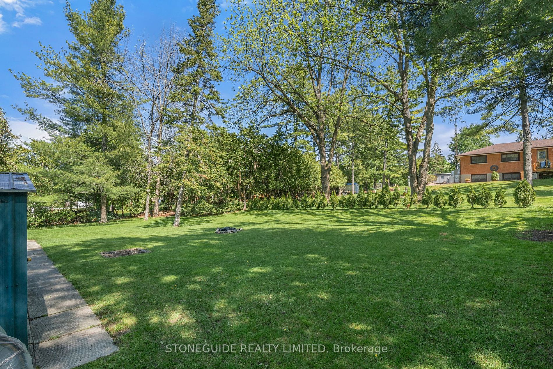 78 Lakeshore Blvd