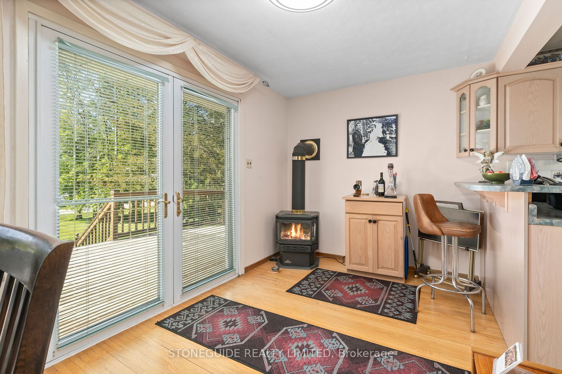 78 Lakeshore Blvd