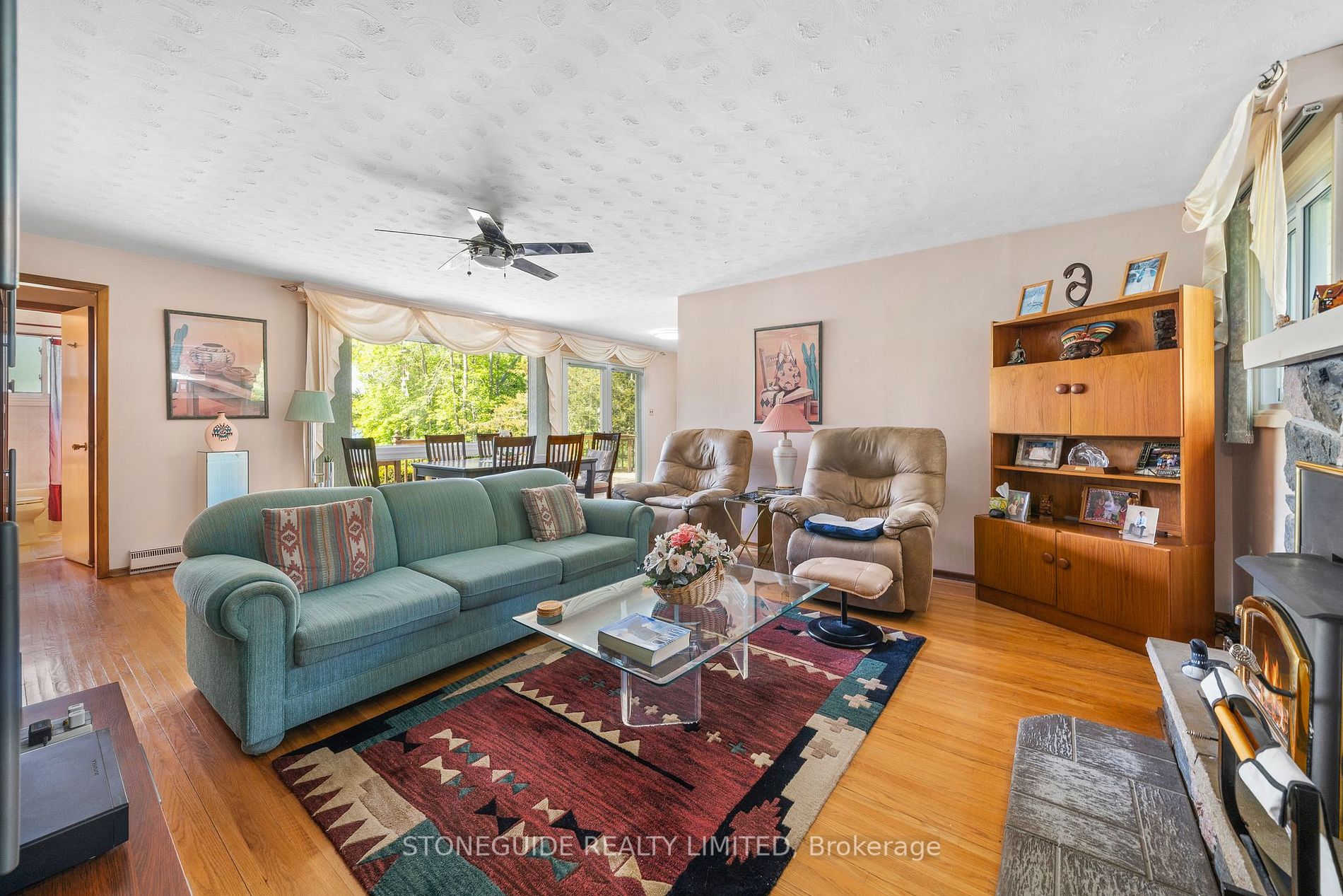 78 Lakeshore Blvd