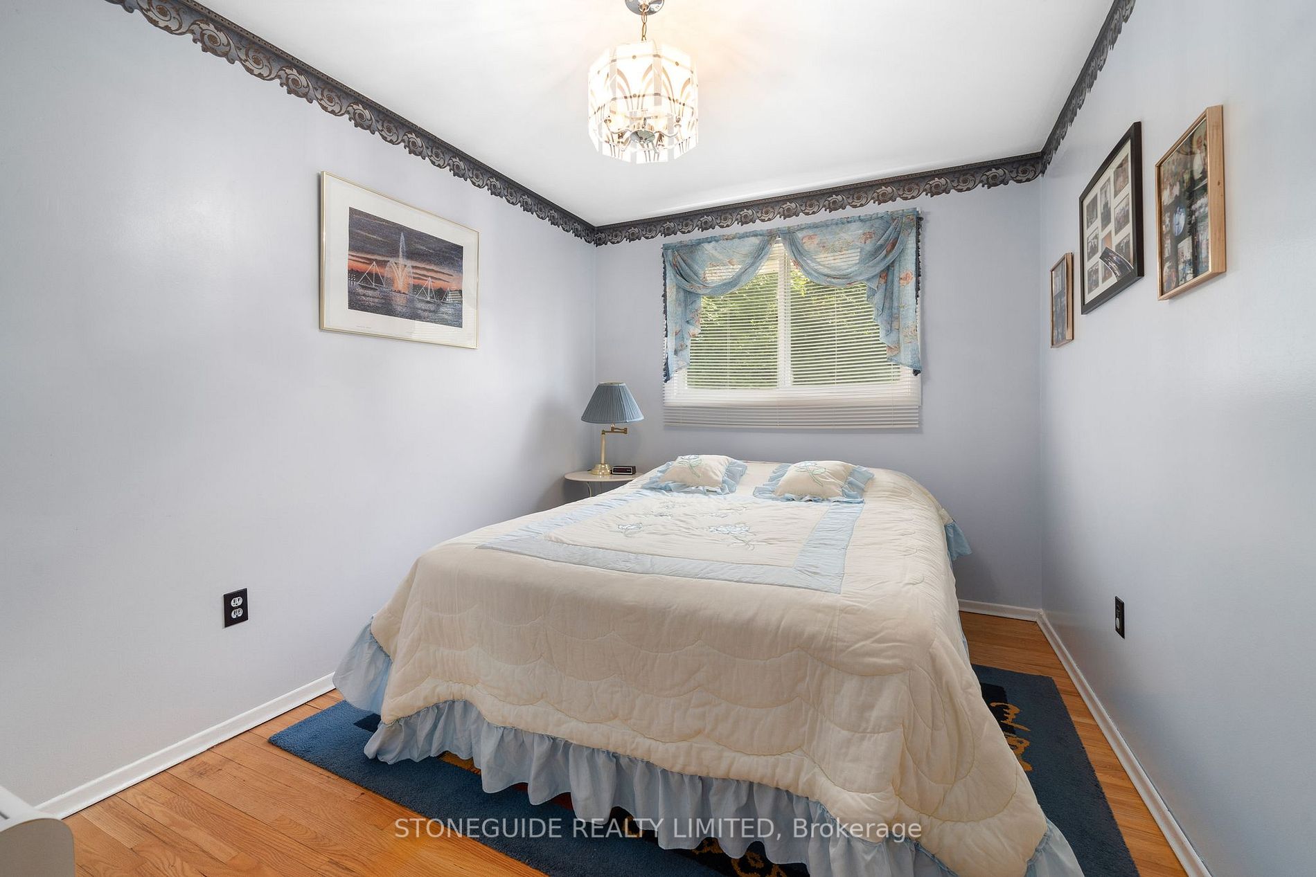 78 Lakeshore Blvd