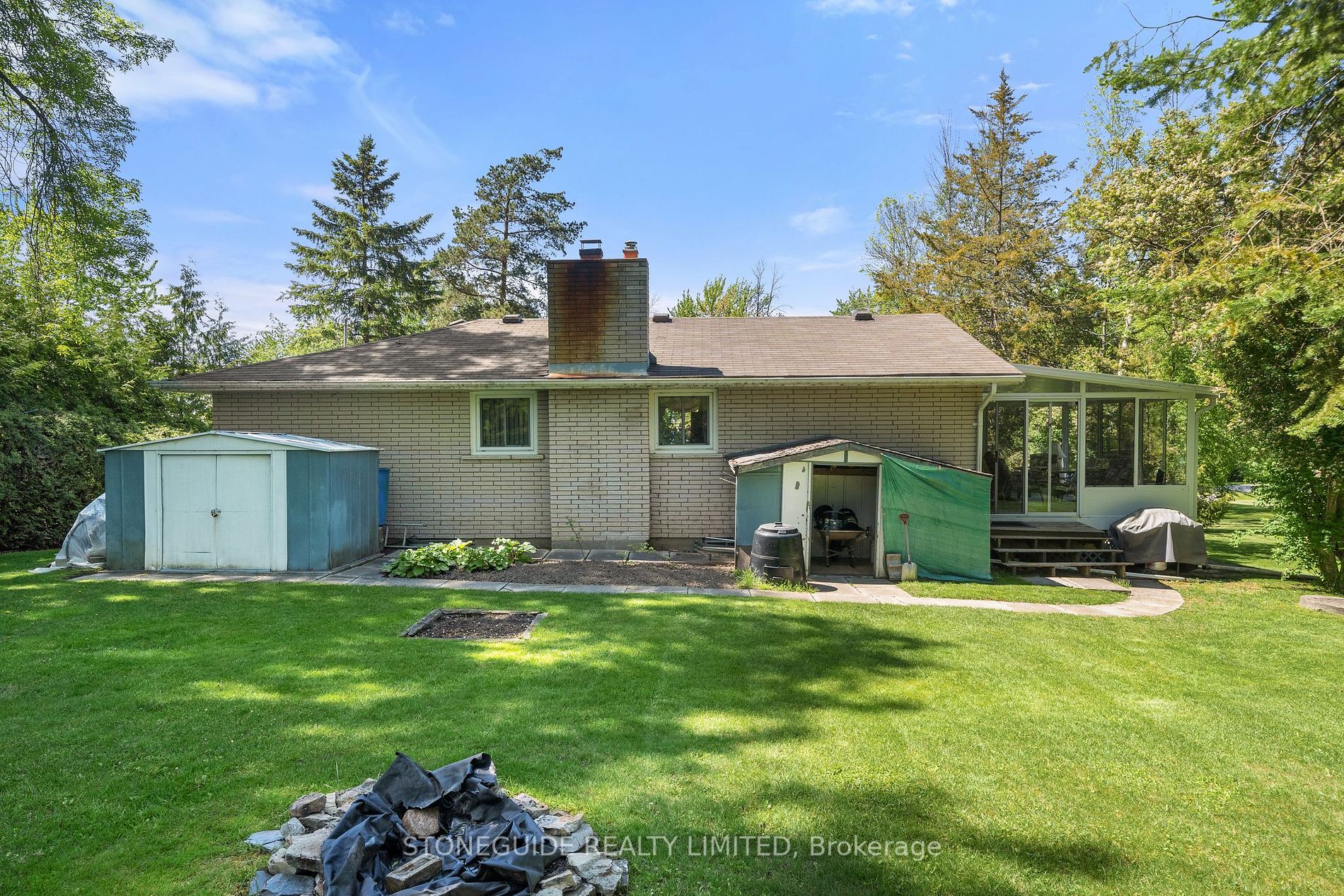 78 Lakeshore Blvd