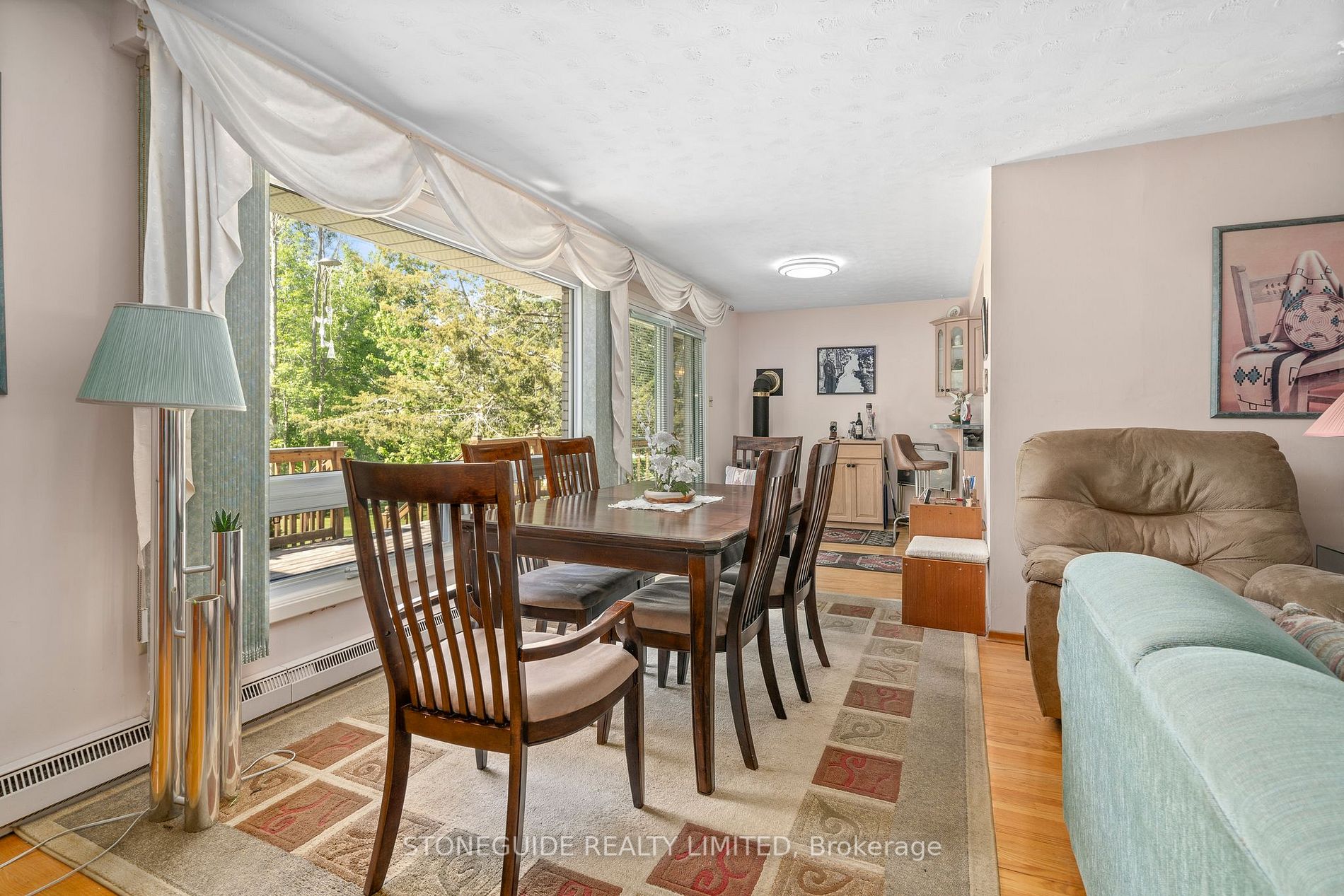 78 Lakeshore Blvd