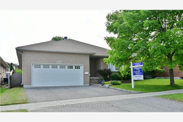 1626 Ravenwood Dr, Peterborough