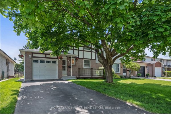 29 Peacock Blvd, Port Hope