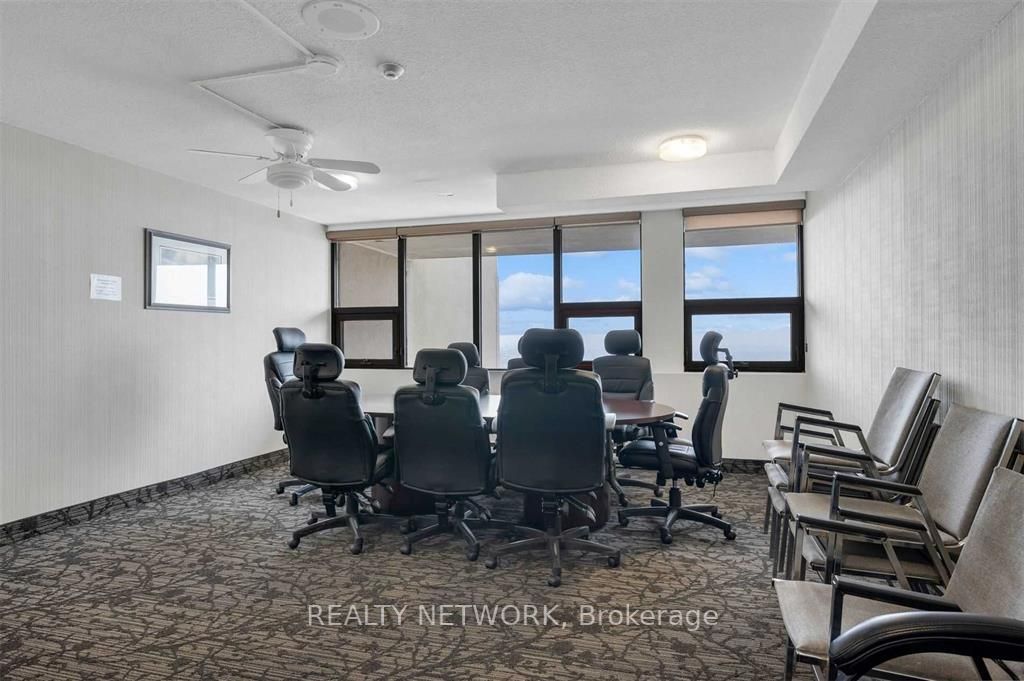 75 Queen Street N, #1802