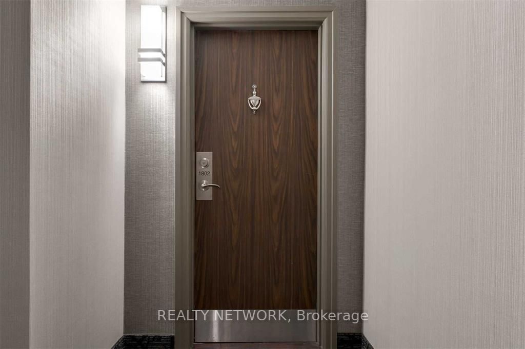 75 Queen Street N, #1802