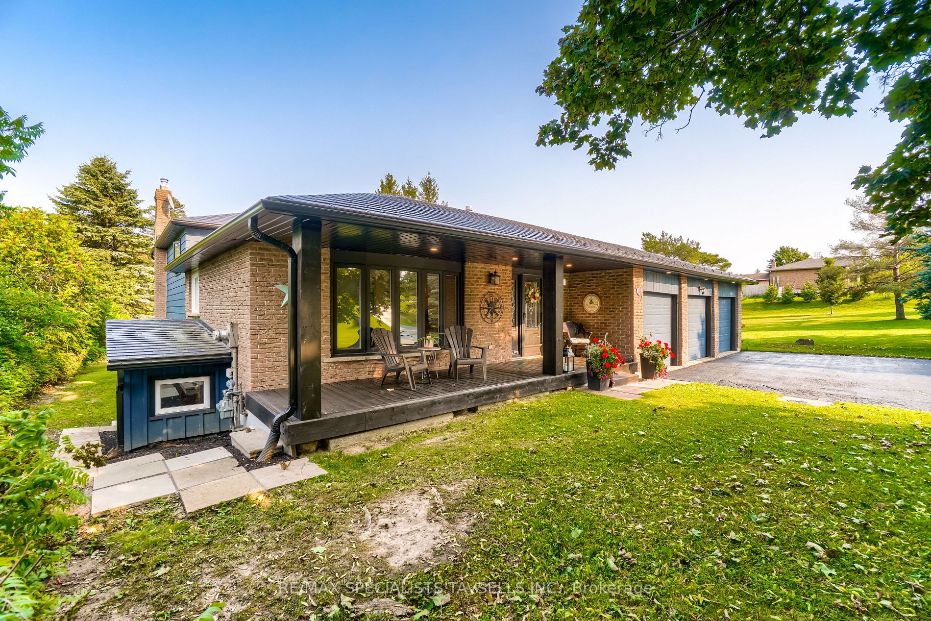 18 Crago Road