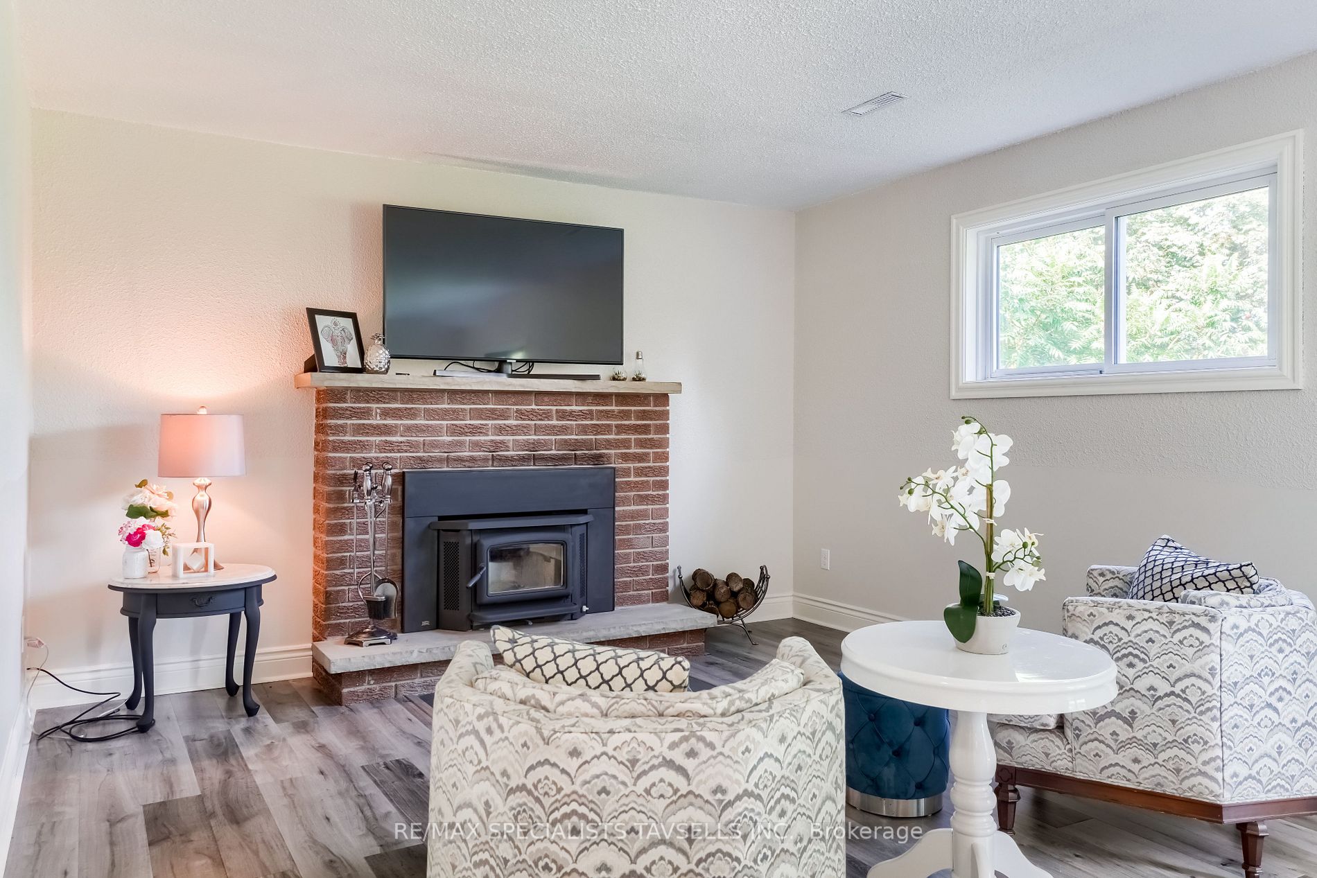 18 Crago Road