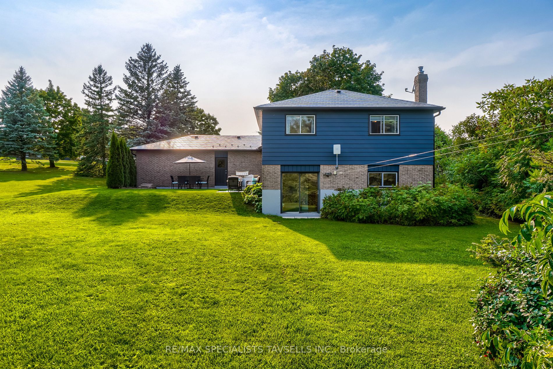 18 Crago Road