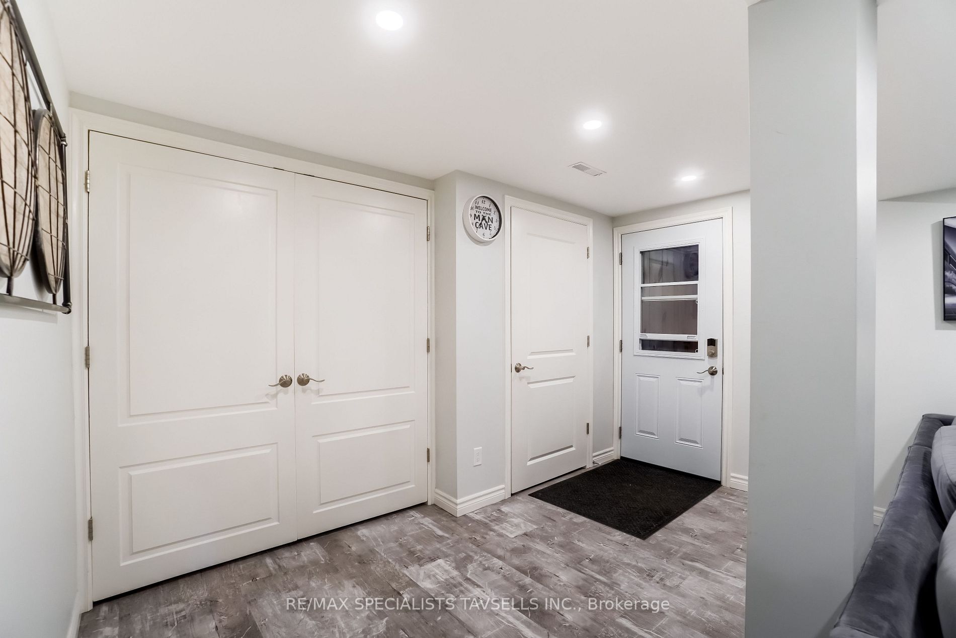 18 Crago Road