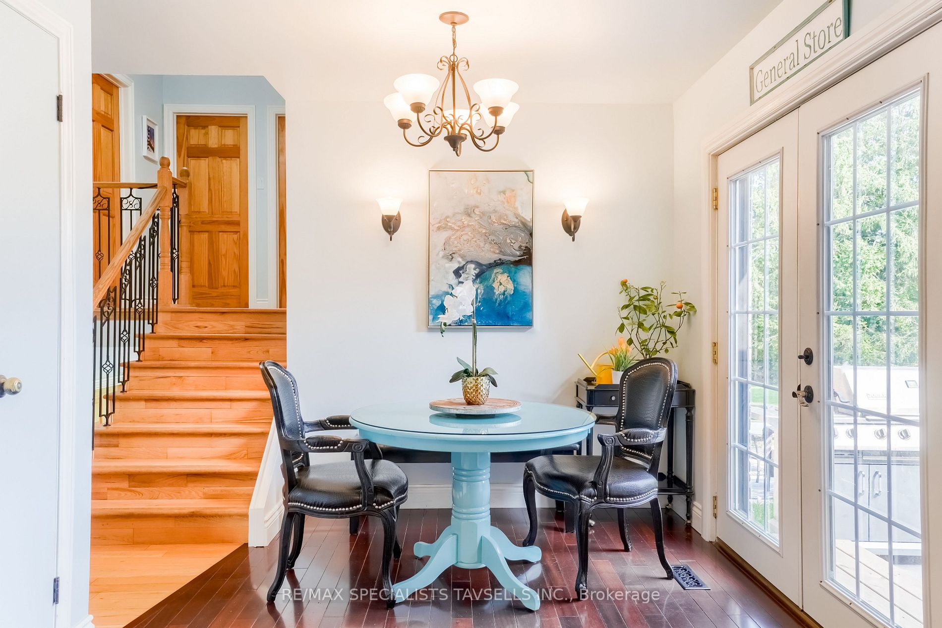 18 Crago Road