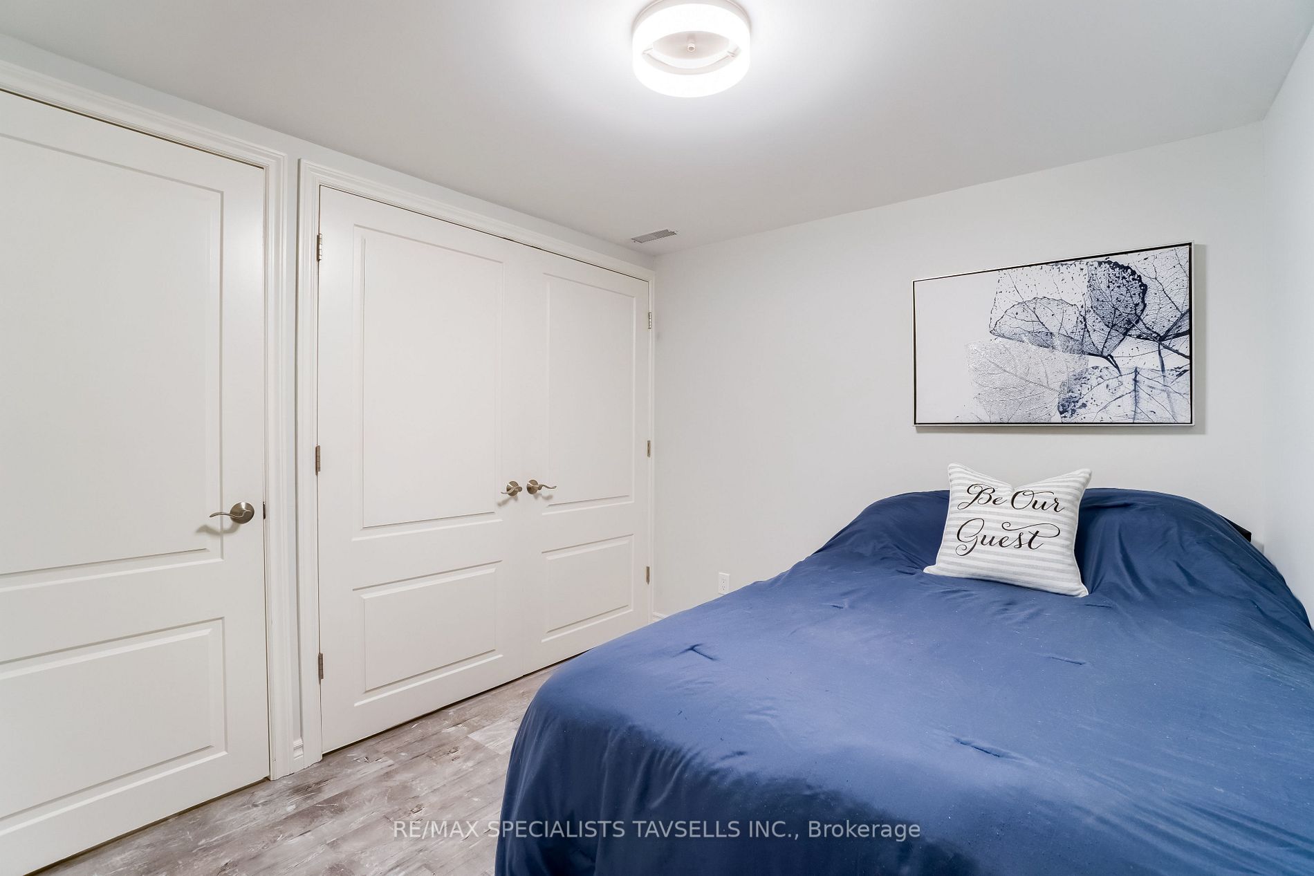 18 Crago Road