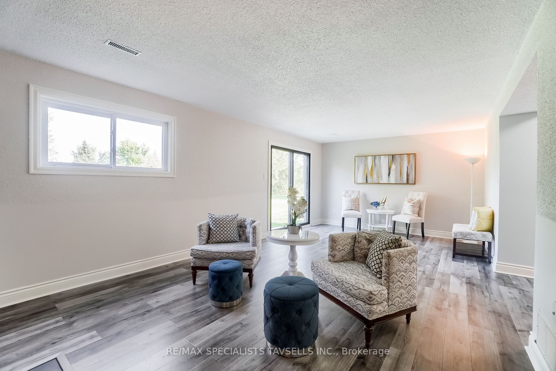 18 Crago Road