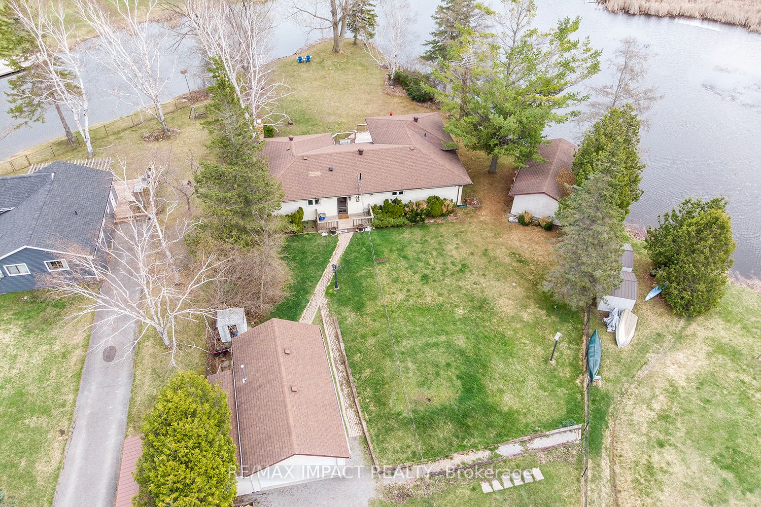 32 Totten Drive